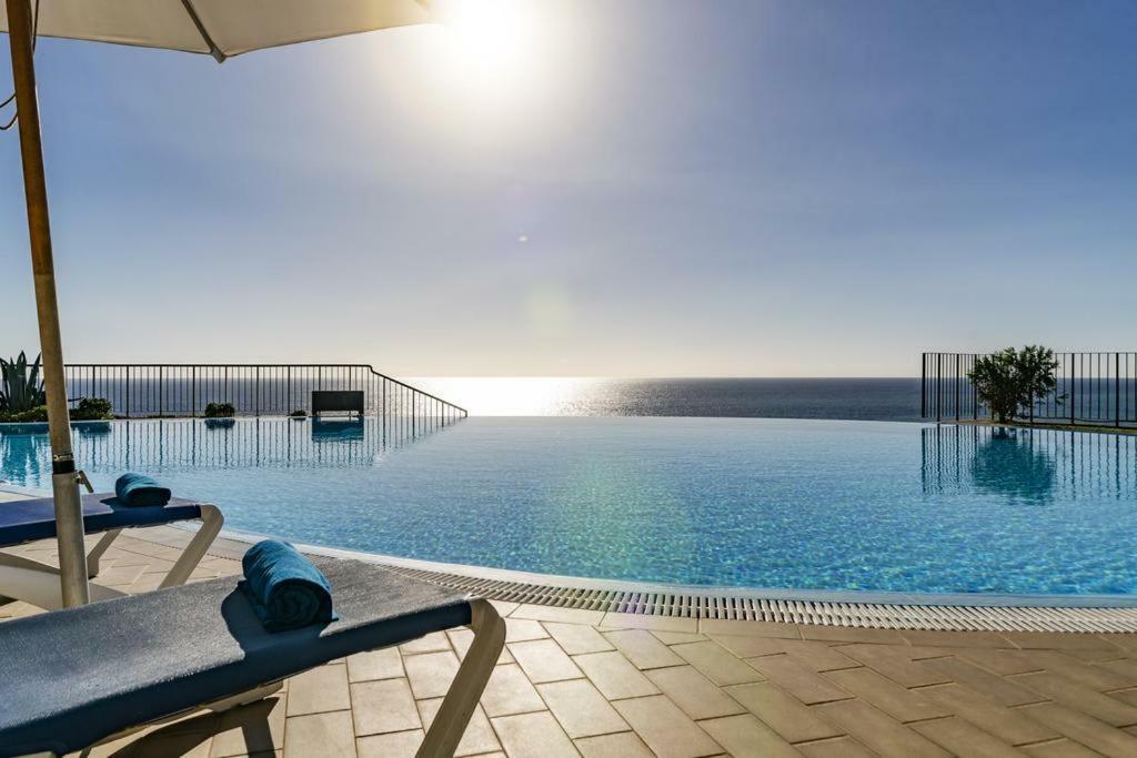 Formosa Infinity Pool Apartment ฟุงชาล ภายนอก รูปภาพ